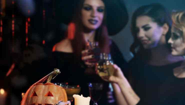 Scherzi per festeggiare Halloween con gli amici