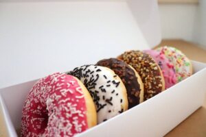 scatola con donuts