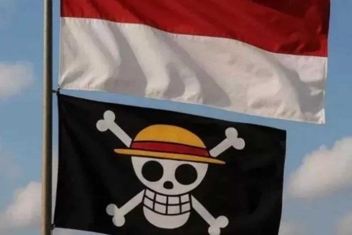 Bandiera di One Piece sotto alla bandiera indonesiana